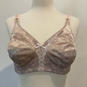 Bali 36C Mauve and Pink Bra no underwire.